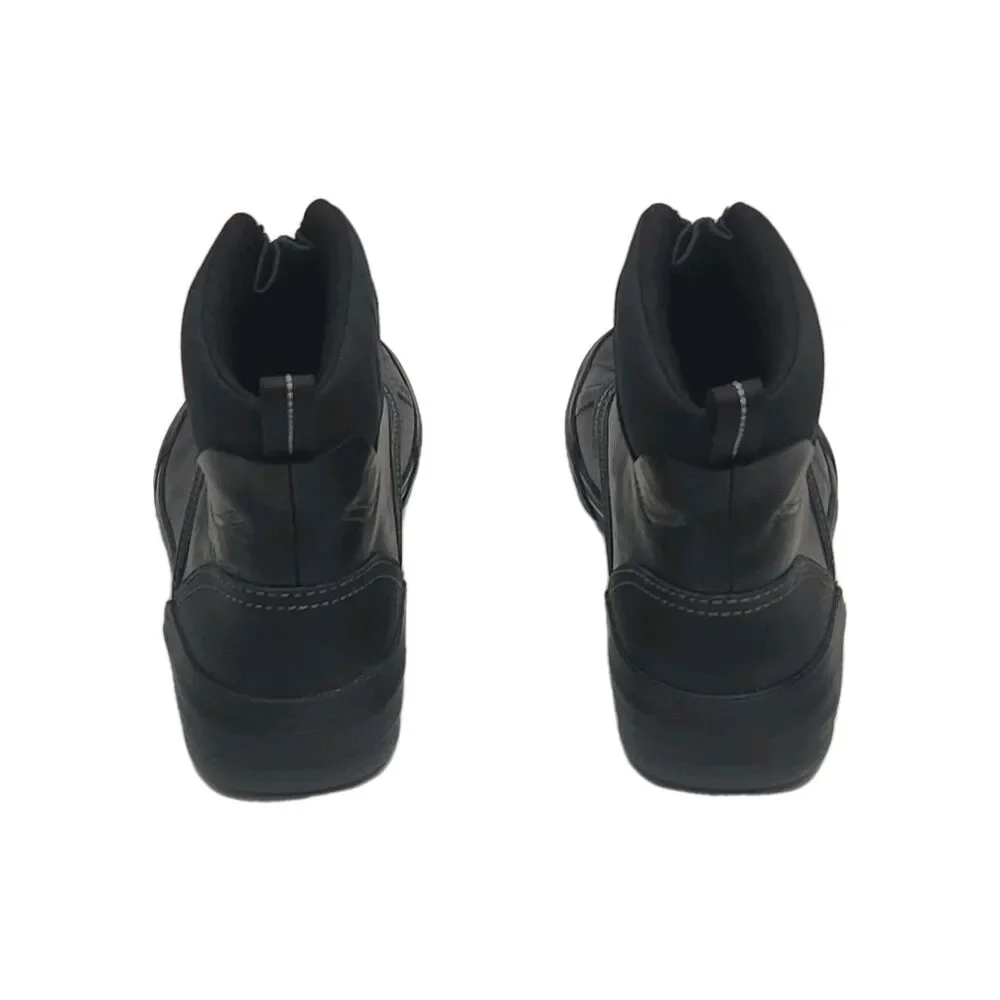 Clarks Collection Boots Black Waterproof Zip Women Sz 7.5 Duck Muck Ankle Flat